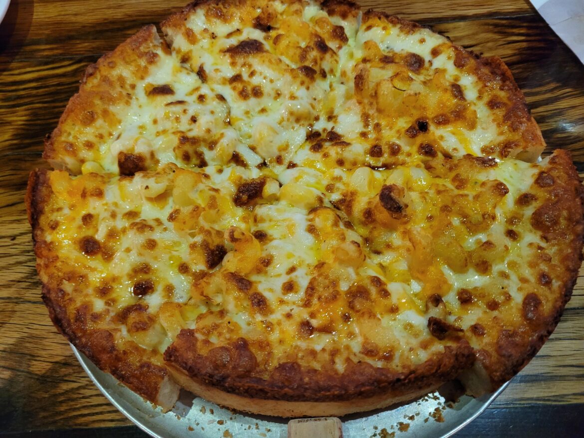 Before we left Chicago, I told my brother we had to get an authentic deep dish Chicago style pizza. Well! I wouldn’t be a true Wisconsinite if I didn’t try the macaroni and cheese flavored deep dish pizza. No tomato sauce, all cheeses. 🥰 Before we left Chicago, I told my brother we had to get an authentic deep dish Chicago style pizza. Well! I wouldn't be a true Wisconsinite if I didn't try the macaroni and cheese flavored deep dish pizza. No tomato sauce, all cheeses. 🥰