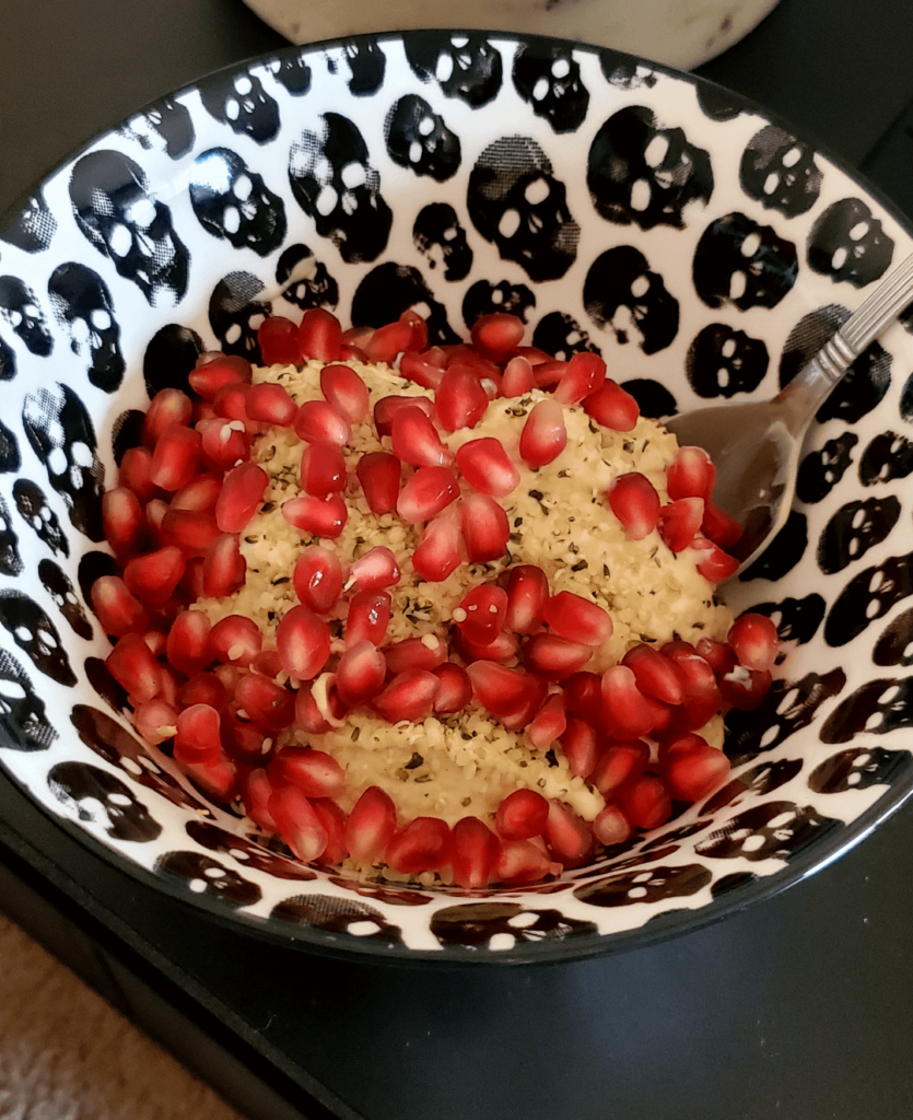 Breakfast - 234 calories, 19 g protein. LOVE this oatmilk skyr!