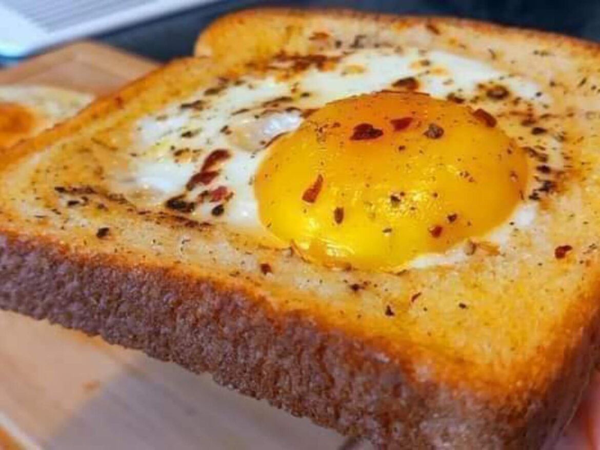 Air Fryer Egg Toast