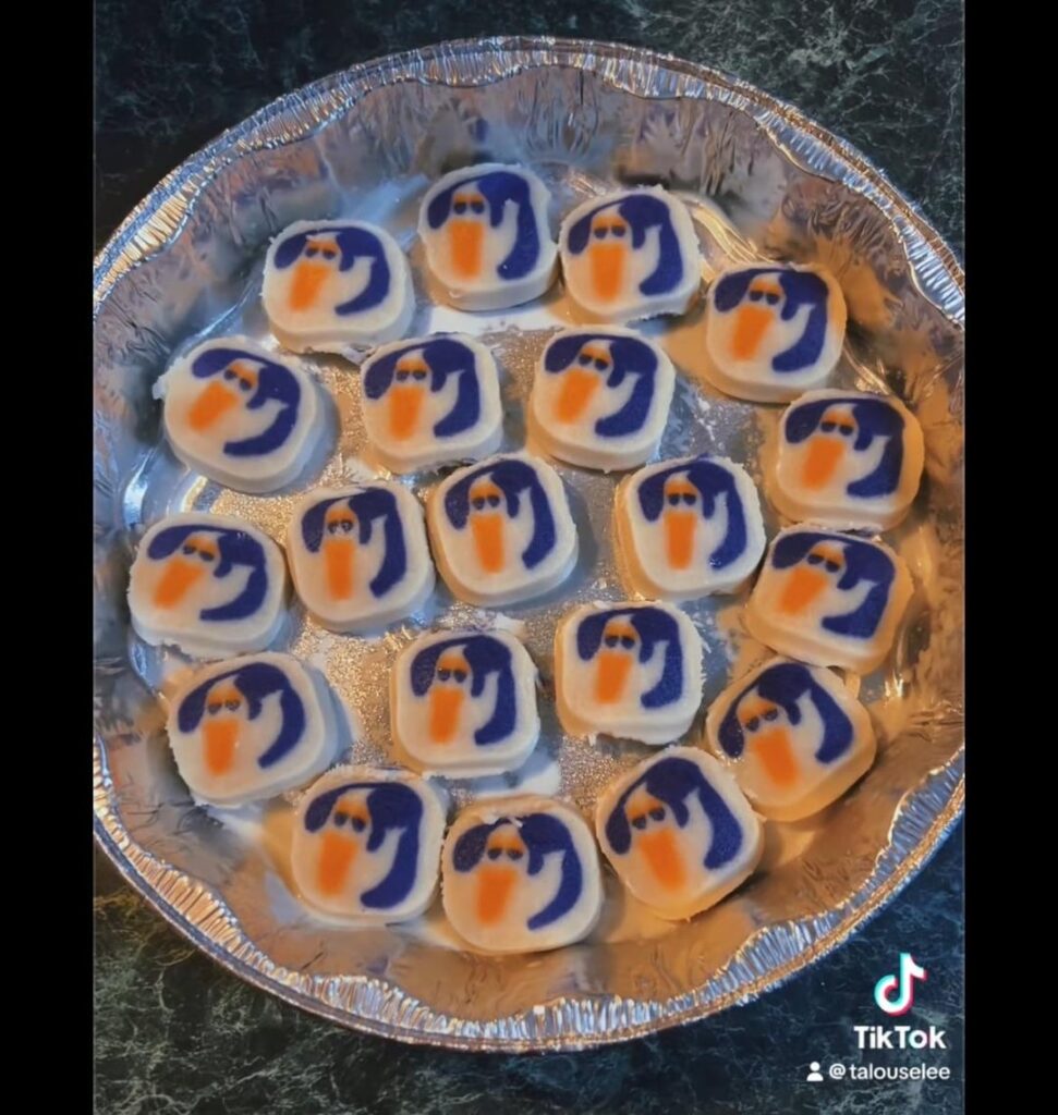 Halloween cookie cheesecake! Halloween cookie cheesecake!