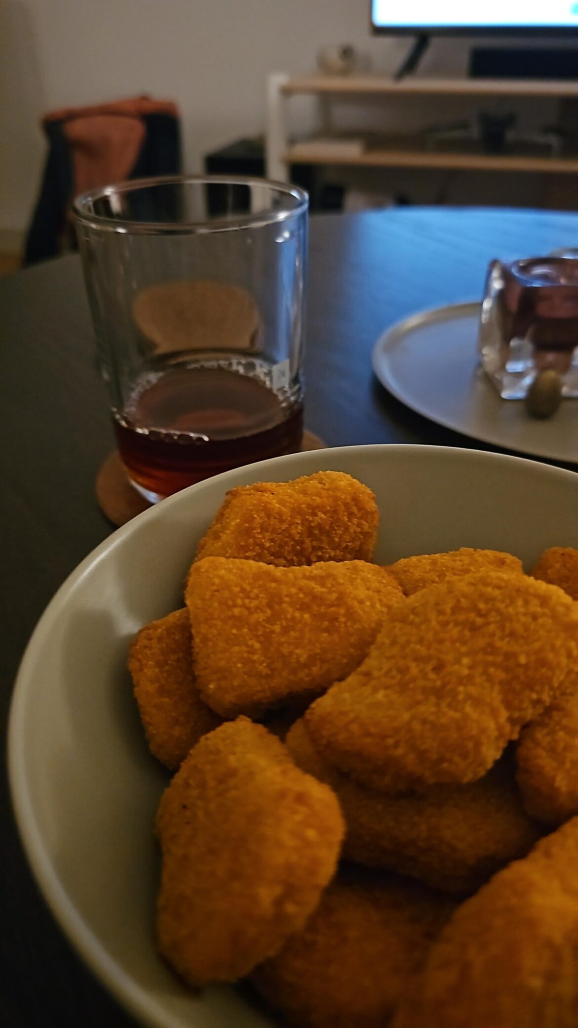 40 Year white Port wine and chicken nuggies