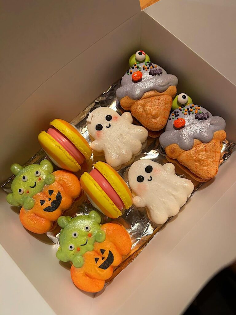 halloween macaron box 🎃👻🪦