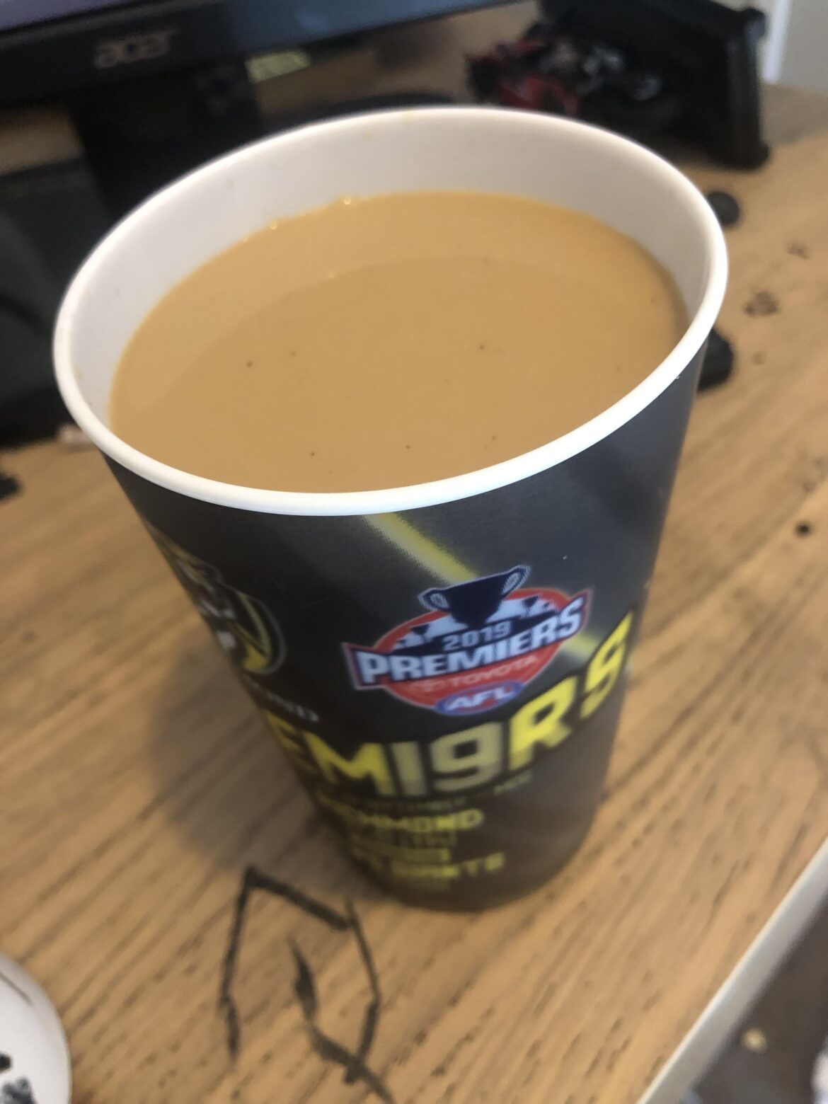 triple shot flat white (ignore cup pls)