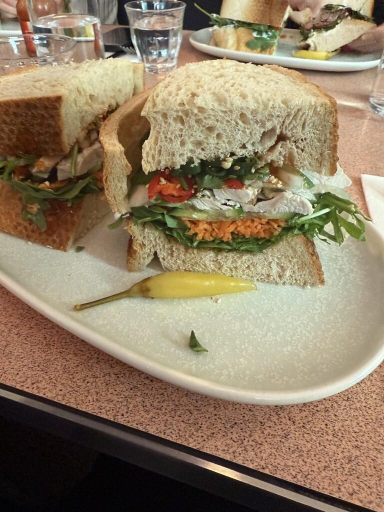 Calories in sandwich