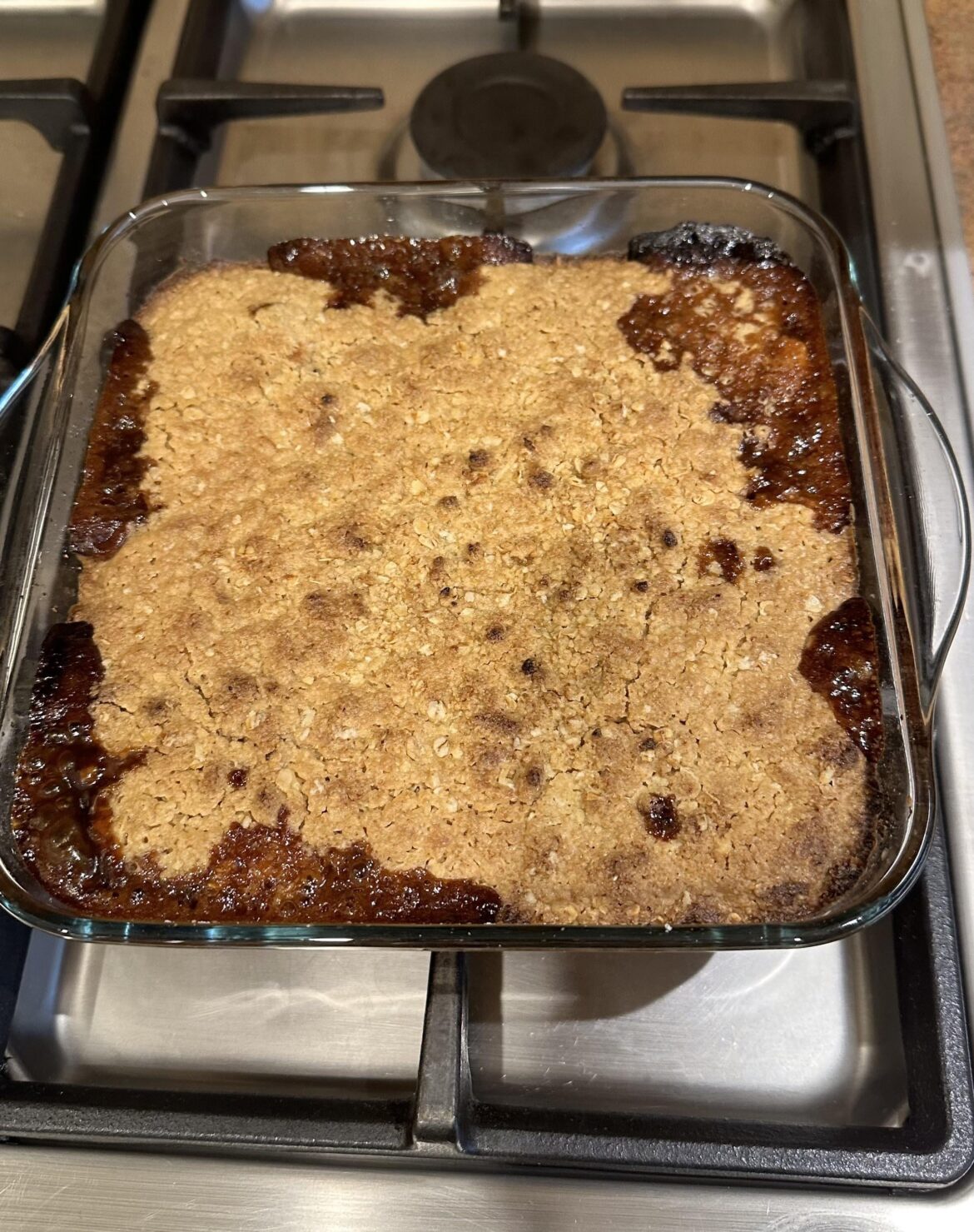 Few weeks to go before Christmas ; My first apple crumble, any advice ? I used cane sugar
