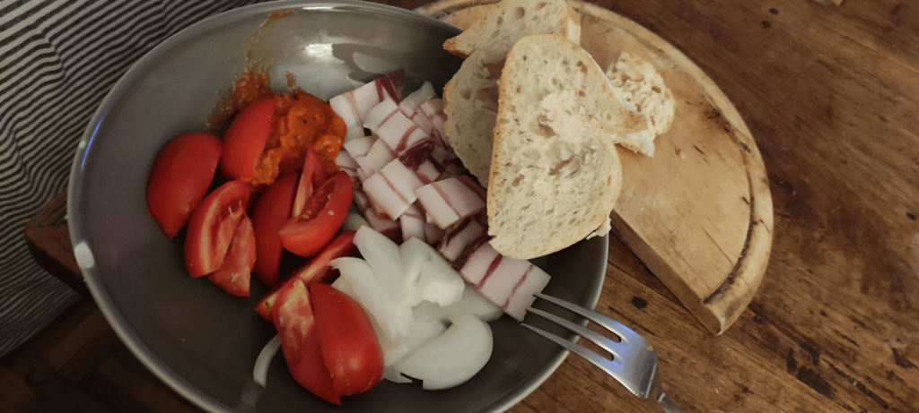 My croatian breakfast; bacon with homegrown onions and tomatoes