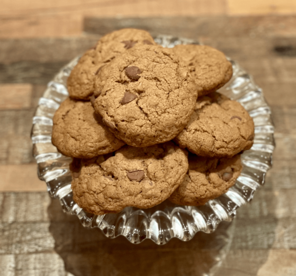Brown Butter Oatmeal Chocolate Chip Cookies (Recipe)