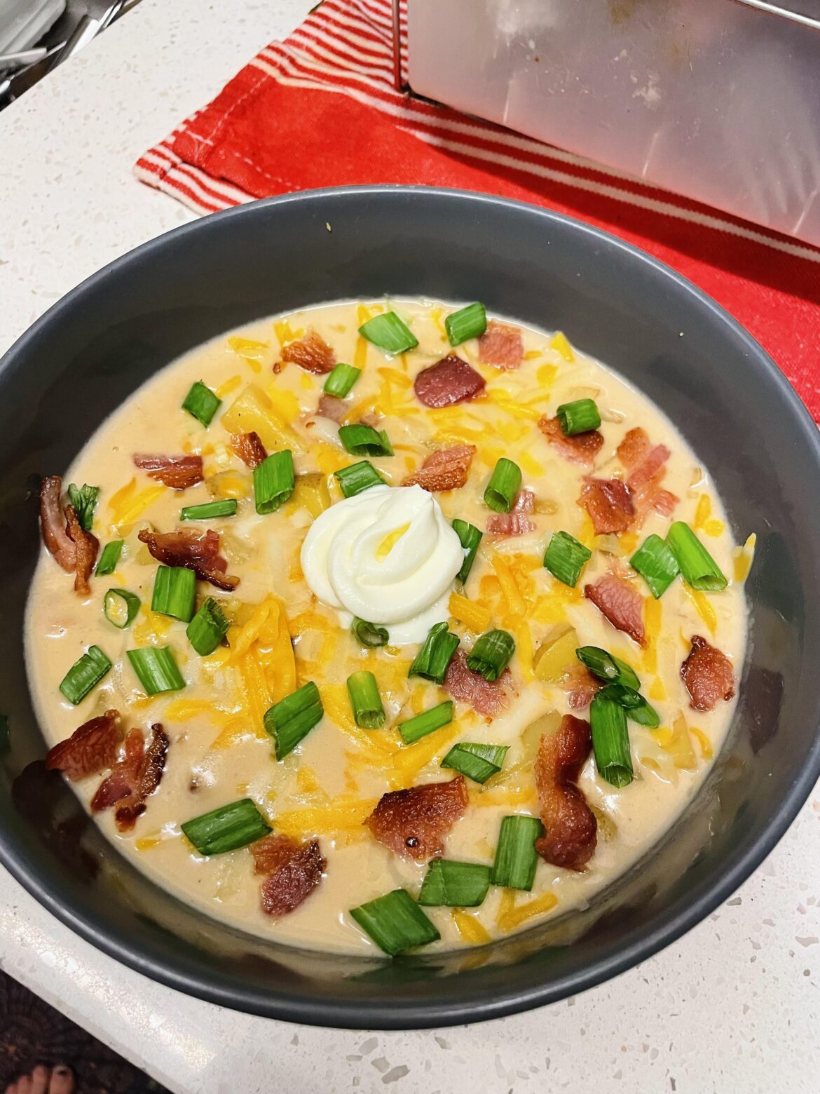 Loaded Baked Potato Soup 10/10 Loaded Baked Potato Soup 10/10
