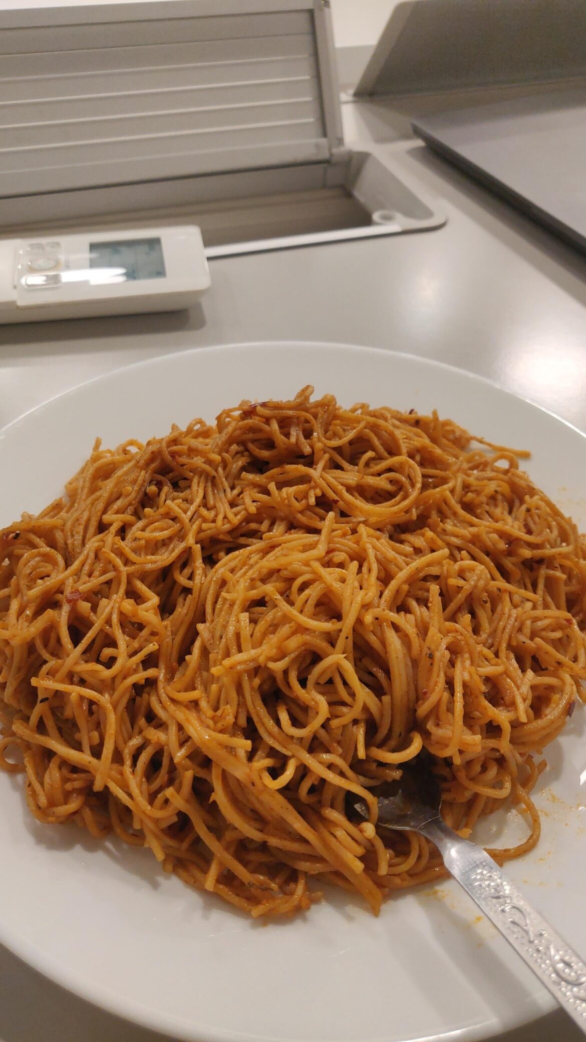 Chilli hot oil hakka noodles