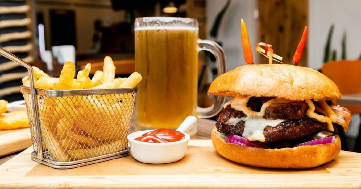 Cowboy Grill: Texas style BBQ on Kincourt street