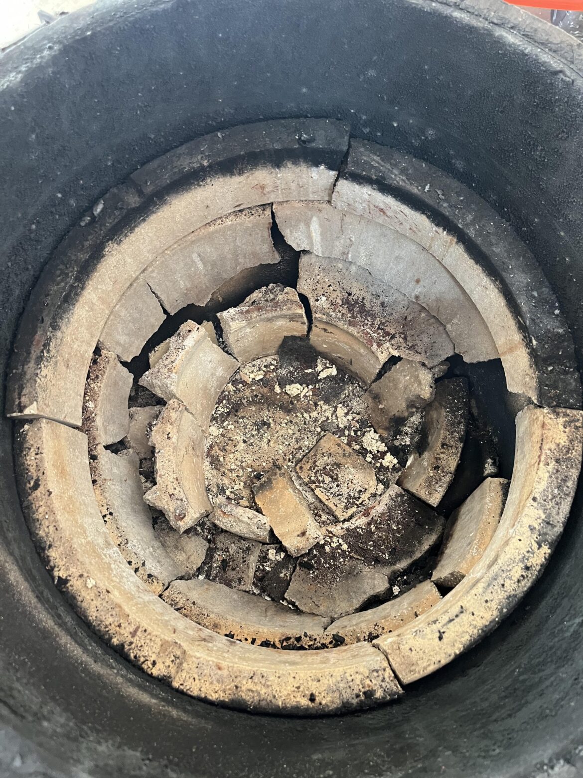 Kamado Joe size Large