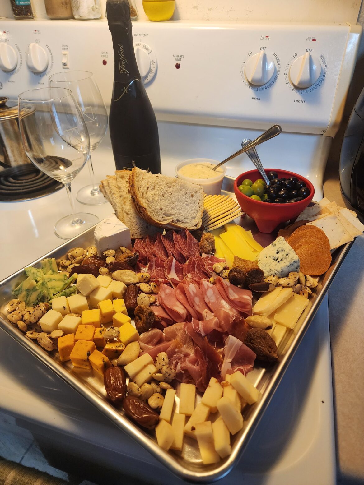 Tonight's weekend start cheeseboard!