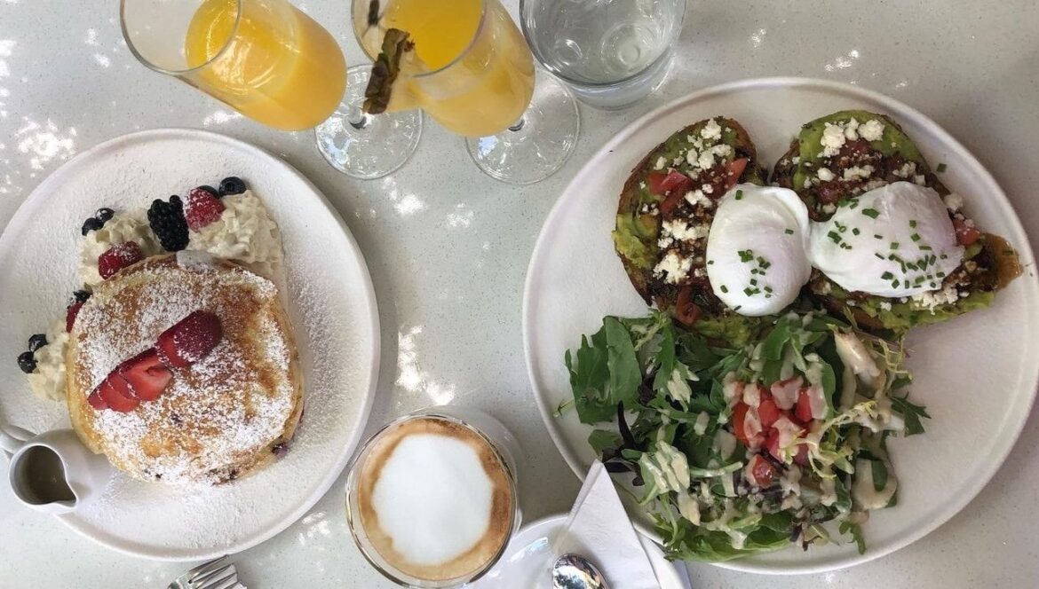 Corporate as heck but cool to see: thanks to American Express, 11 Toronto restaurants are receiving $19.5k CAD each: African Village, Bisou, First and Last Coffee, Good Fork, Hermie’s, Island Oysters, Positano, Stop Restaurant, The Rivoli & Toronto Island Café Inc