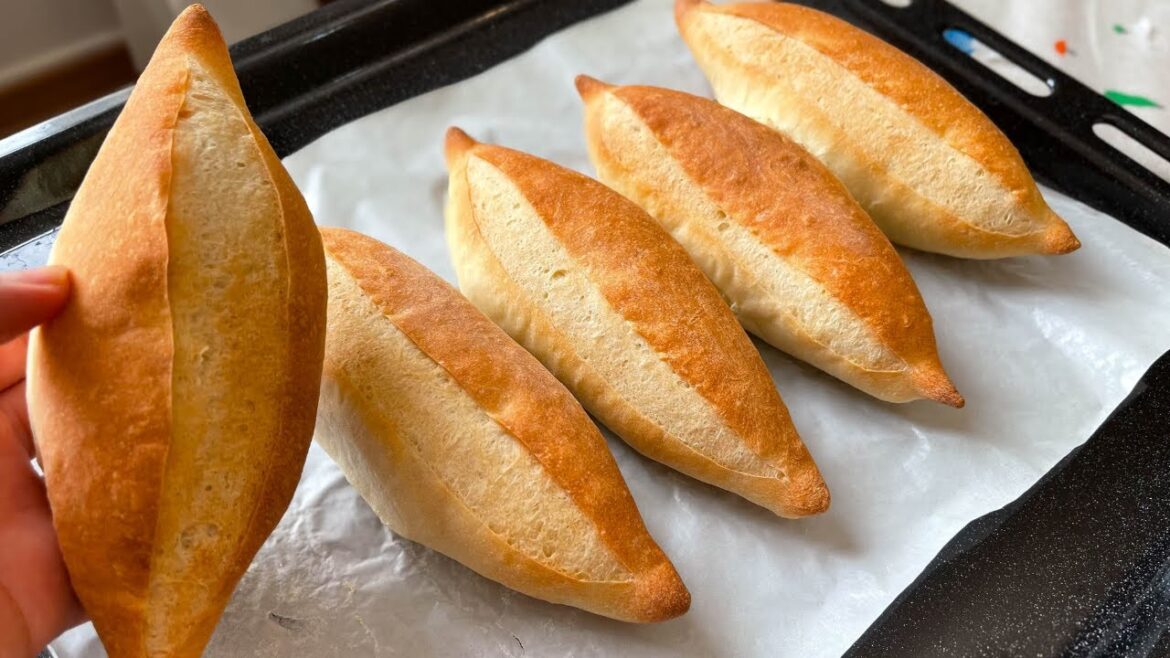 Easy and Fluffy Turkish bread | Ekmek bread recipe Easy and Fluffy Turkish bread | Ekmek bread recipe