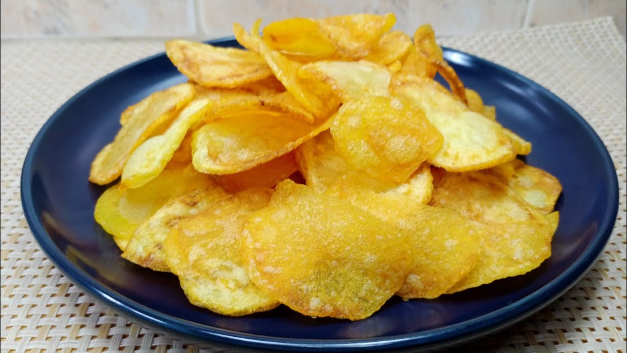 CRISPY, DELICIOUS AND SUPER EASY HOMEMADE POTATO CHIPS WITH CHEESE ...