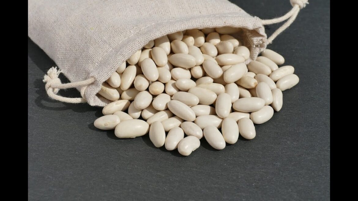 Bangladeshi Mouthwatering Tuscan Bean Soup Recipe – Shahed007