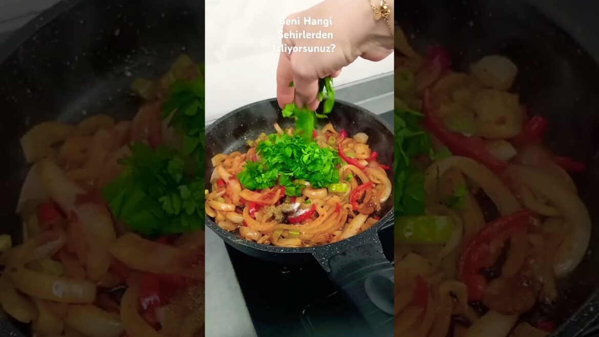 Etli Soğanlı Bulgur Pilavı - Tarif Yorumda #shortvideo