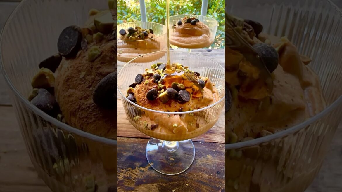 Pumpkin Yogurt Parfait (Healthy Dessert Recipe!) #pumpkin #shorts #pumpkinpie