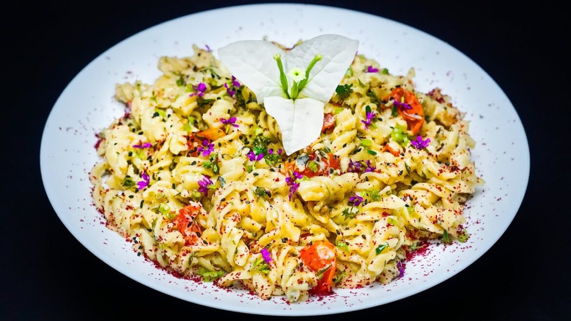 Quick One-Pot Zucchini Pasta Recipe, No Meat, and Yet Super Tasty!