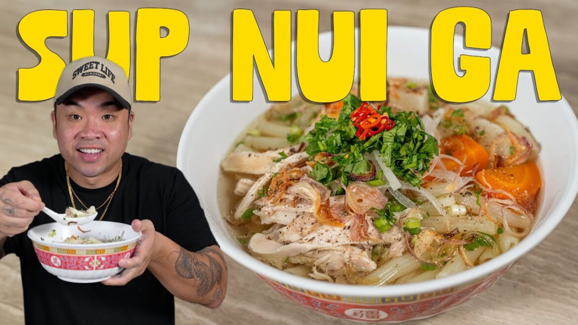 How to Make: DELICIOUS Vietnamese Chicken Noodle Soup / Sup Nui Ga in 60 Minutes!