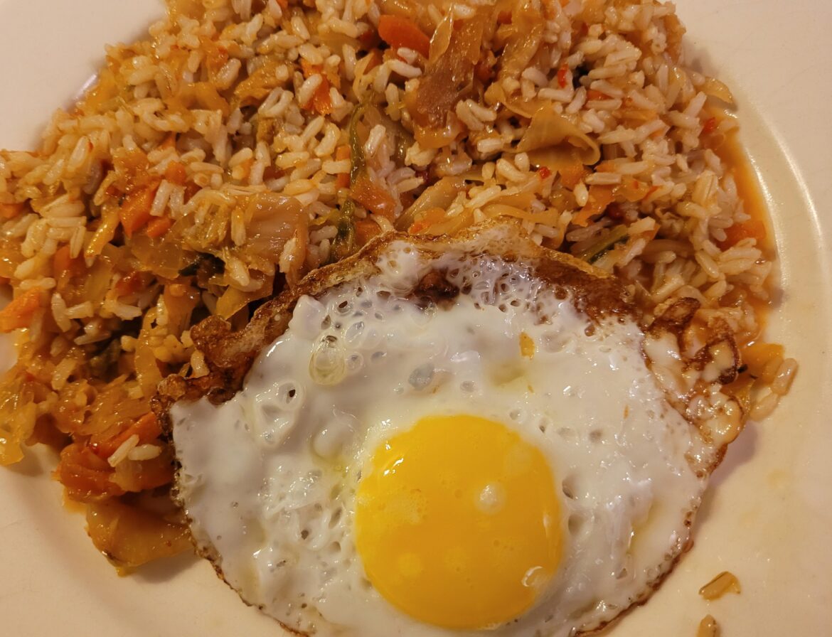 Quick and easy kimchi dinner, 430 cal