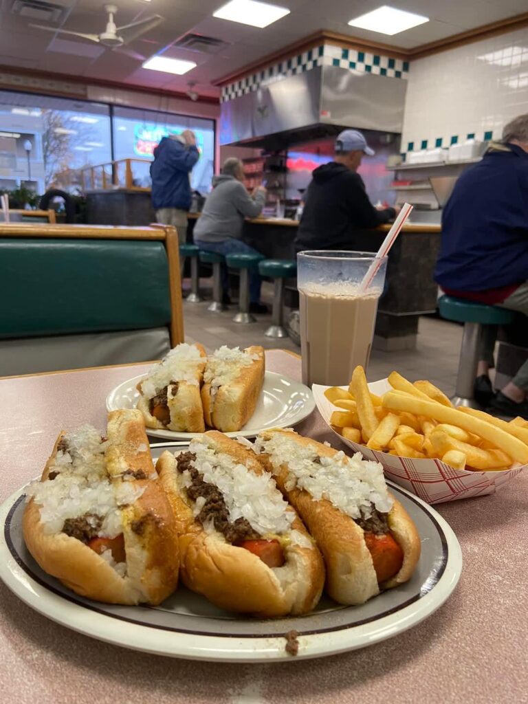 Imagine going to a chili cheese dog joint and complaining about onions on your chili cheese dog 😭