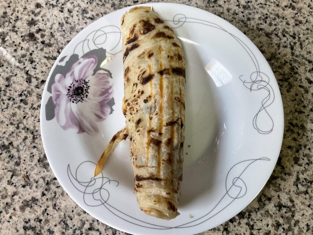 600 cals a good estimate for this chicken chili paratha?