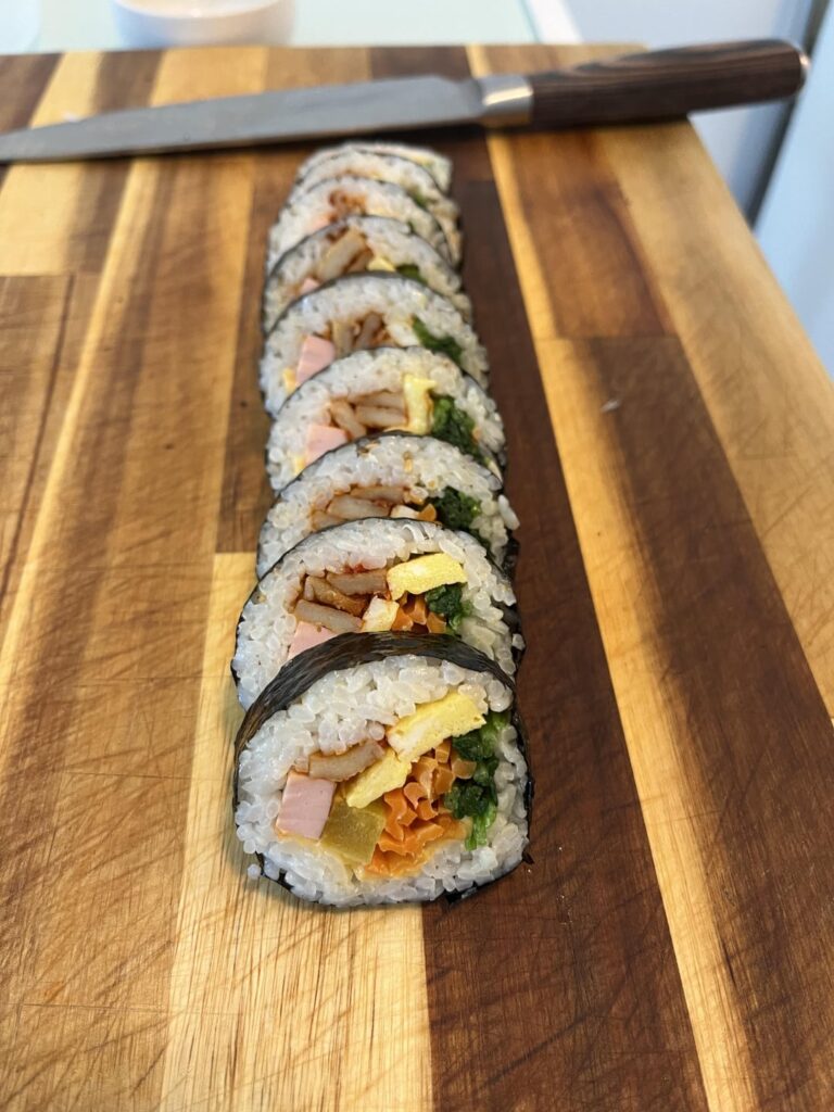 My girlfriend made kimbap and we brought them to a Dodger game 😋