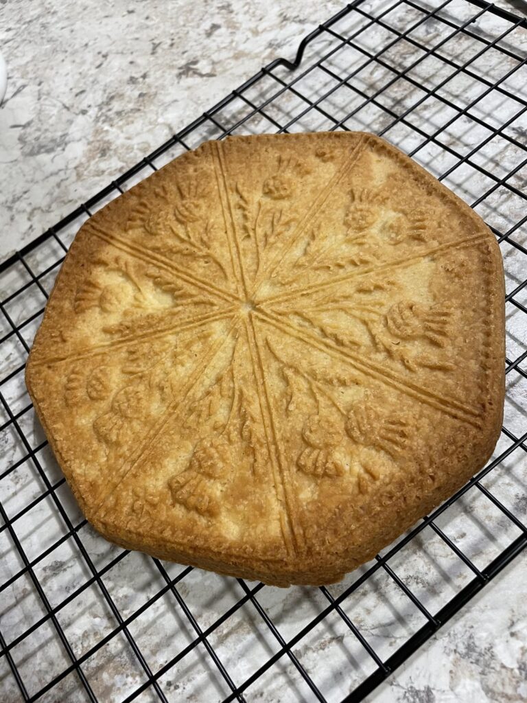 Orange and cinnamon shortbread