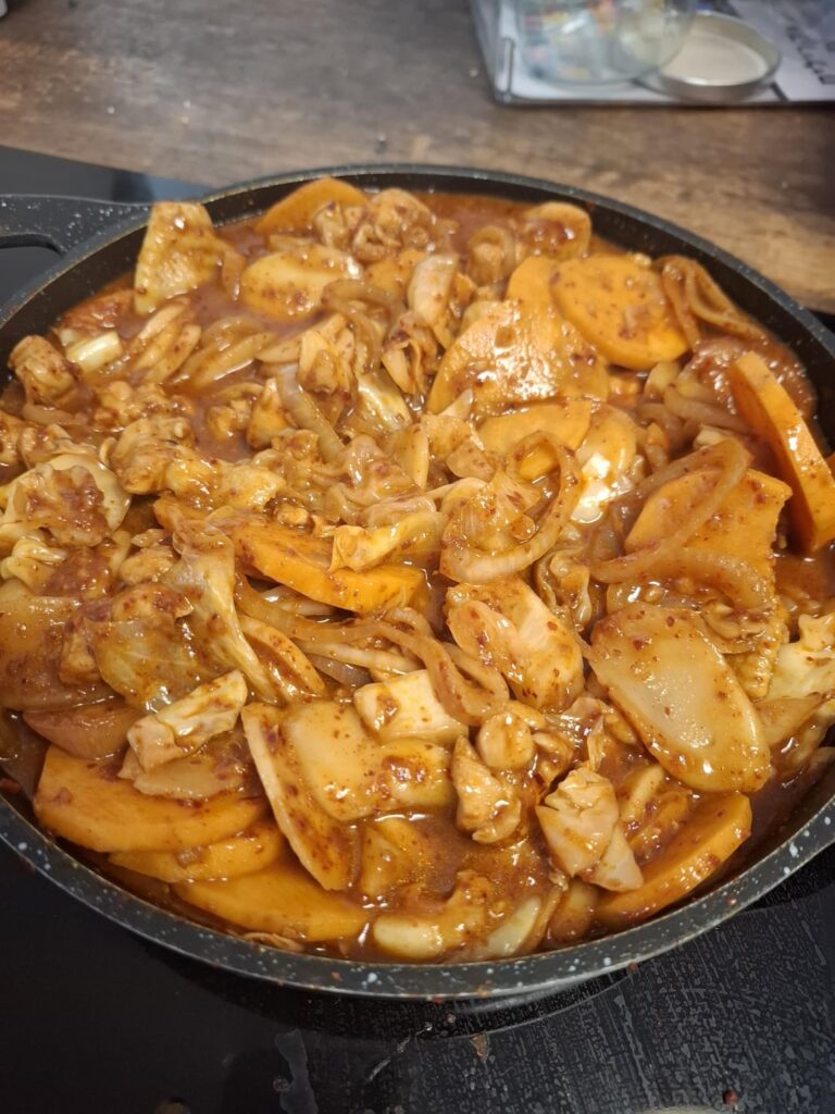 Made dakgalbi but REALLY didn't like the flavour... I think/hope I went wrong somewhere but not sure where