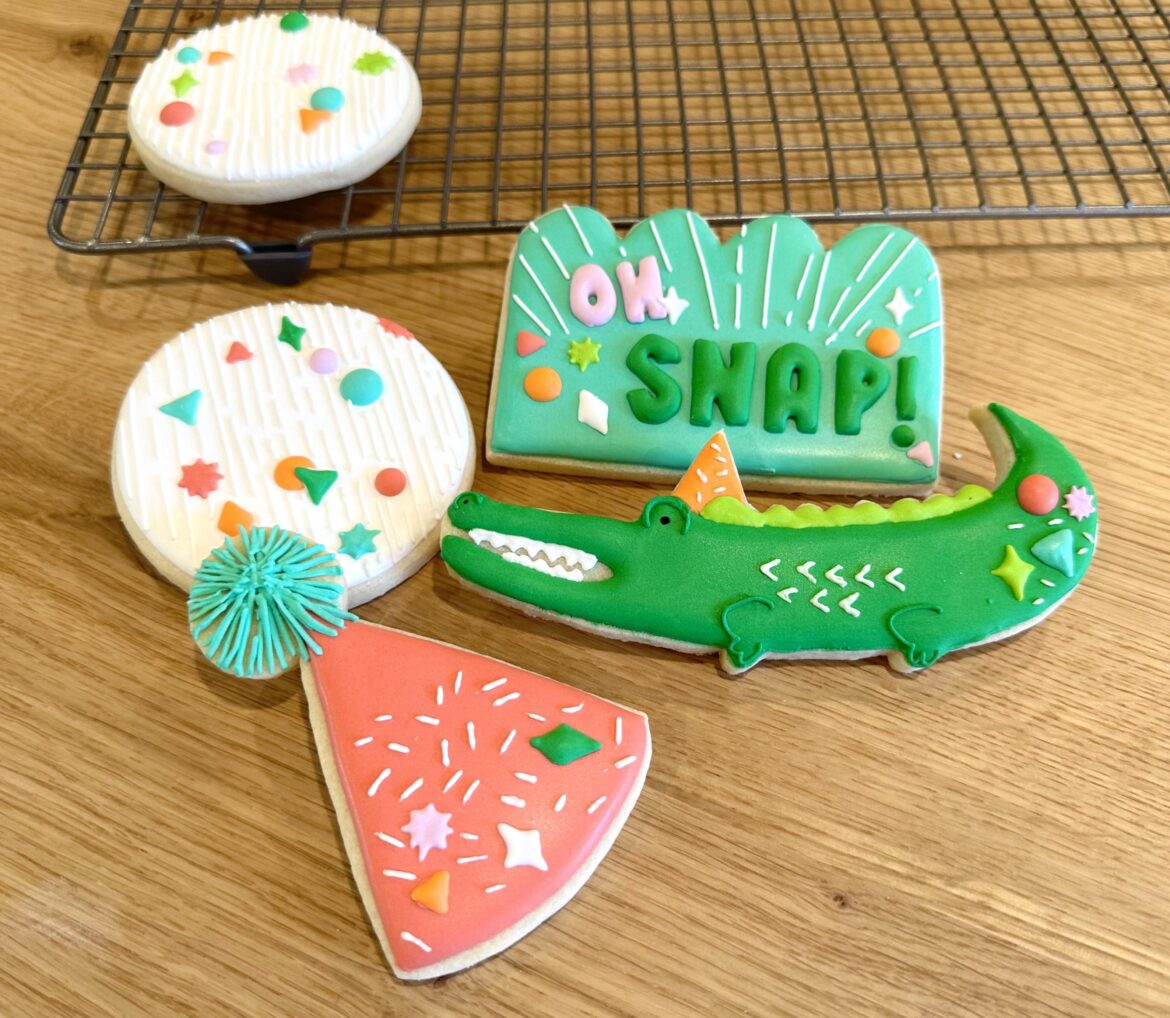 Not to crowd the page with Crocs, but here is my very first “set”! Not to crowd the page with Crocs, but here is my very first “set”!