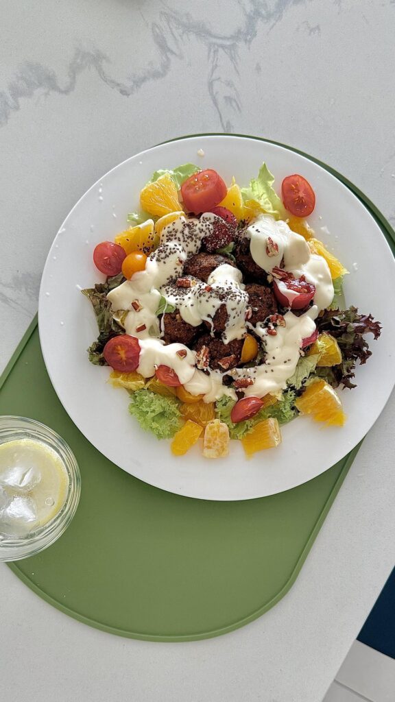 Are they all below 500kcal? (The sauce are Greek yogurt with honey)