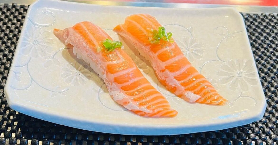 Perfect Salmon Belly Sushi