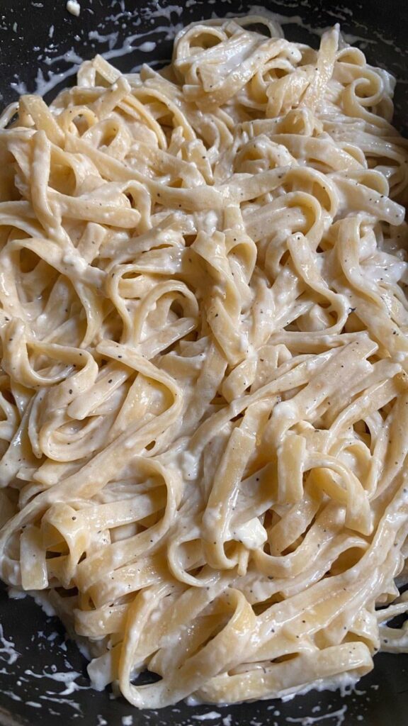 creamy fettuccine alfredo