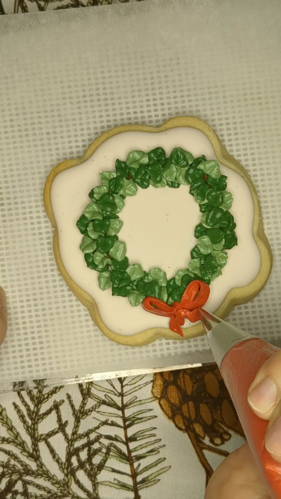 Happy "put a bow on it" season to all who celebrate!