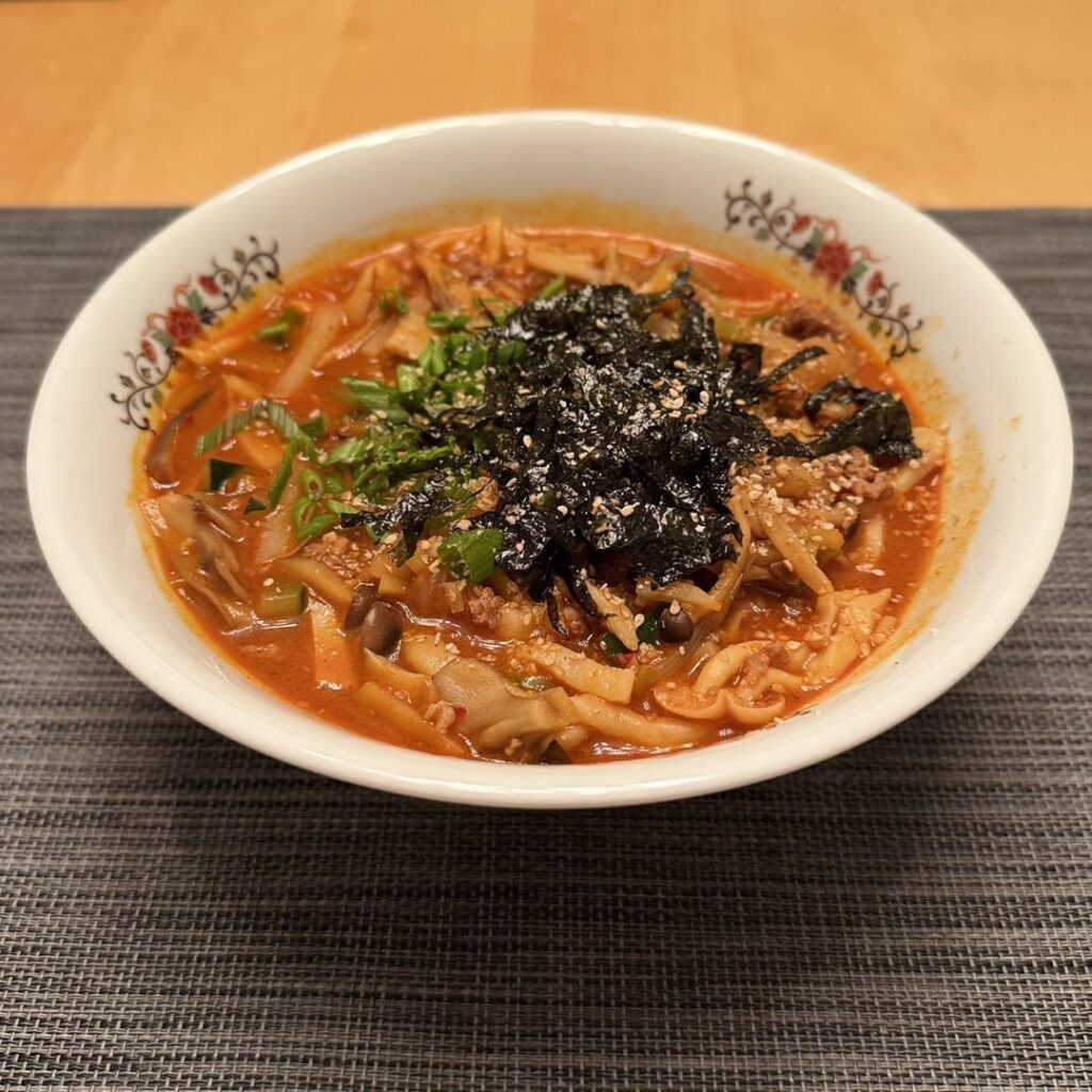 Homemade jang kalguksu