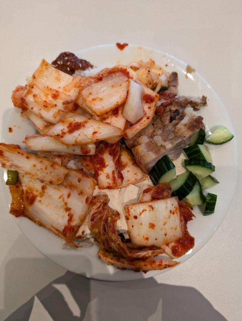 How many calories at this 김장 (kimchi making) event?