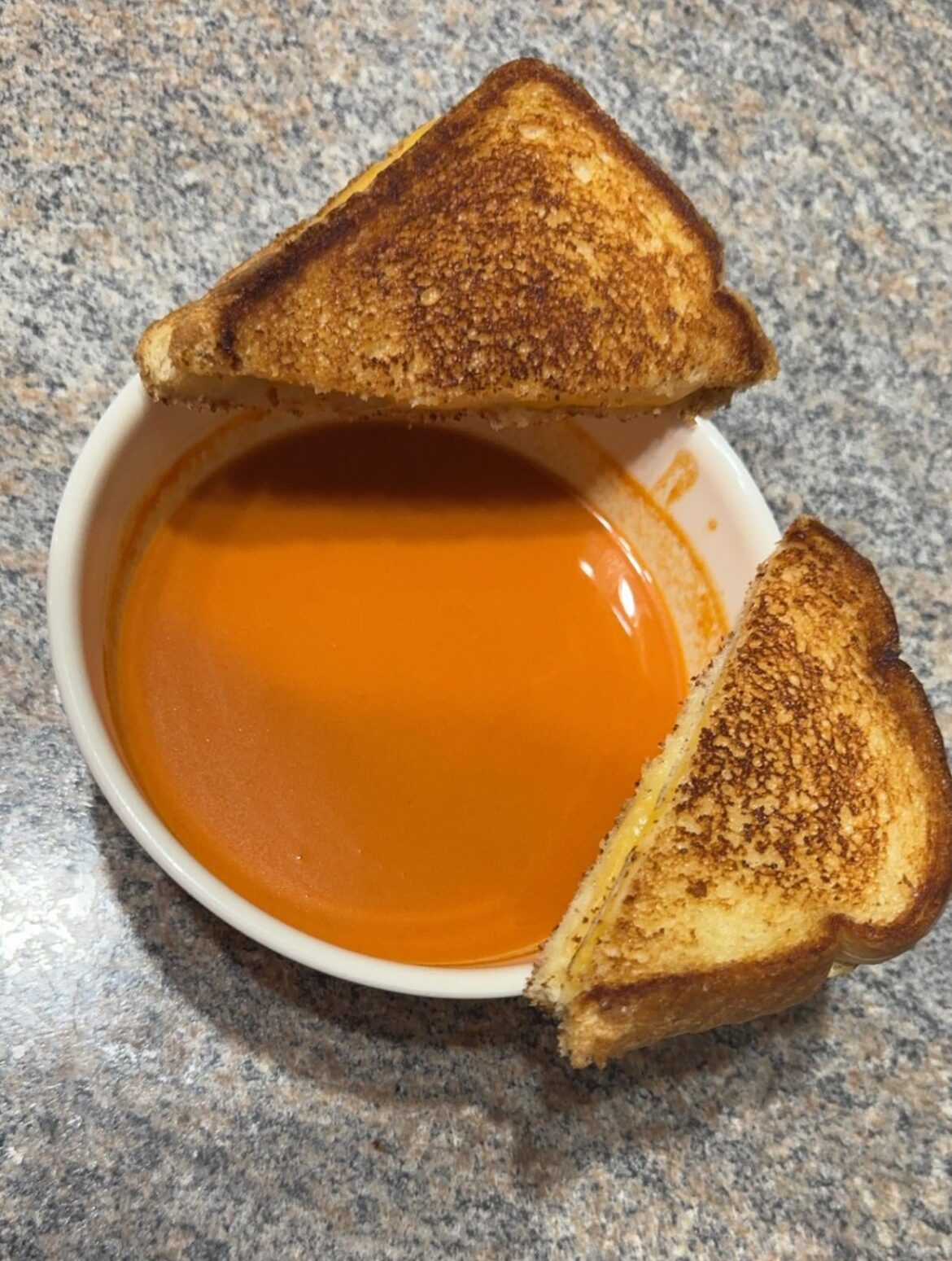 Grilled Gouda & Provolone & Tomato Soup