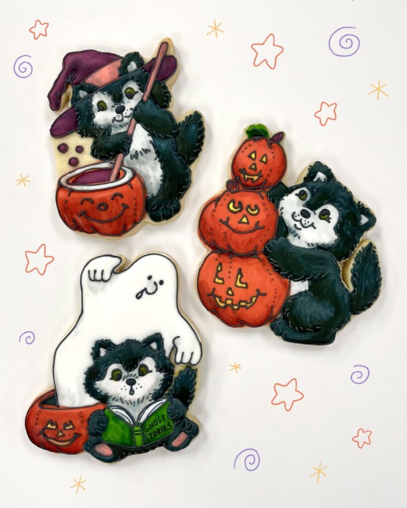 turned vintage halloween stickers into cookies! ⭐️🎃🐈‍⬛