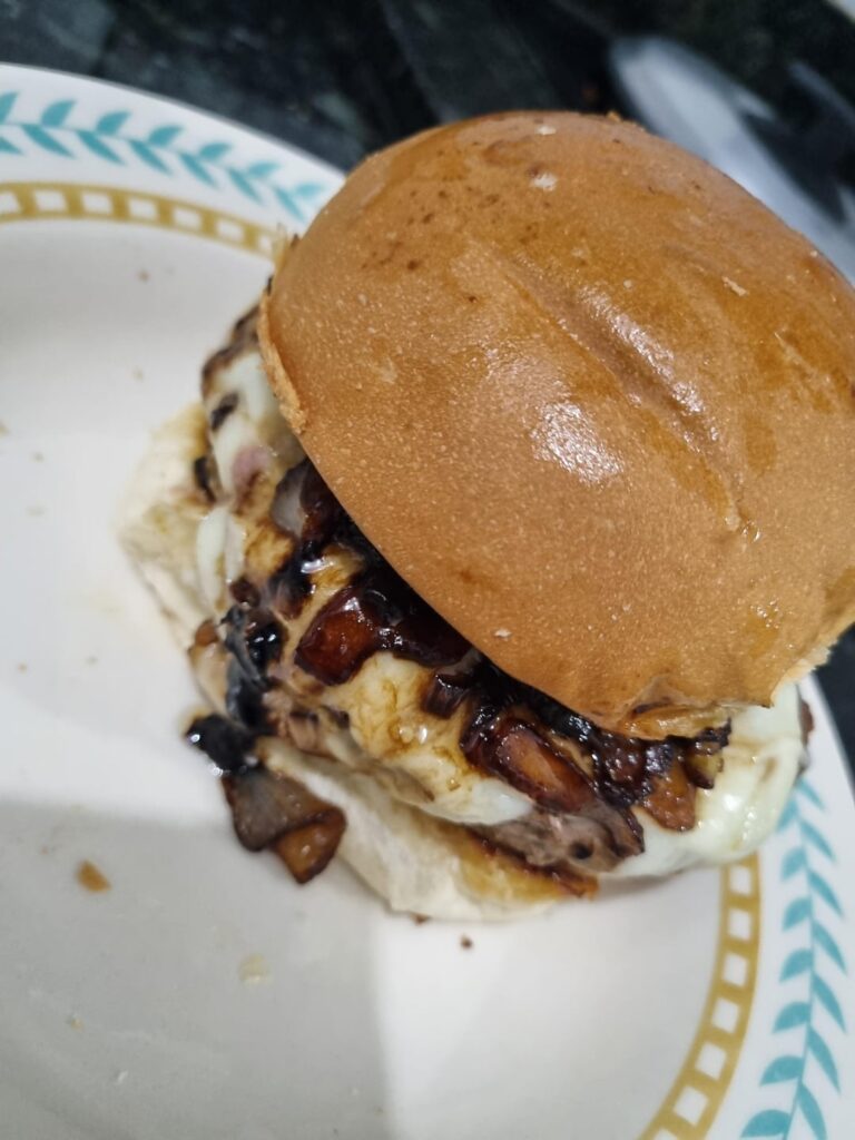 just love caramelized onion