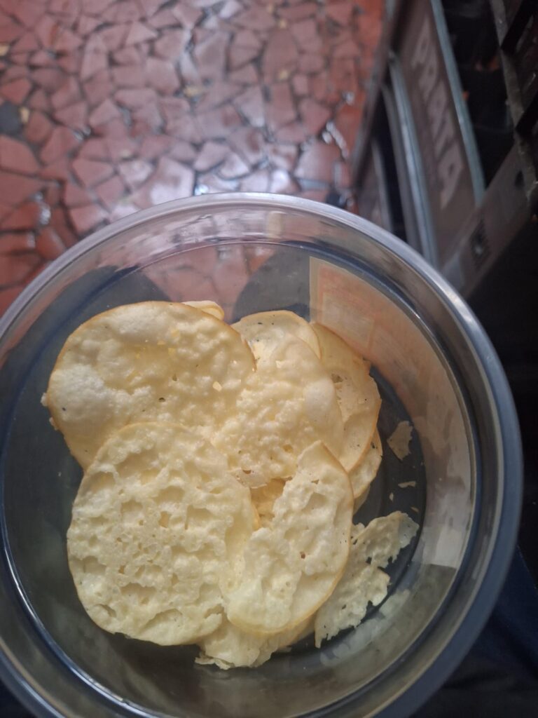 Dehydrated cheese (Canastra)