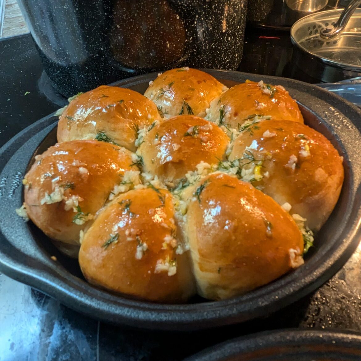 Pampushky. The perfect compliment to Ukrainian borscht 😍