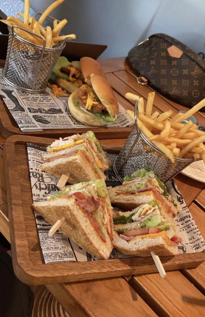 afternoon snack with bestie.