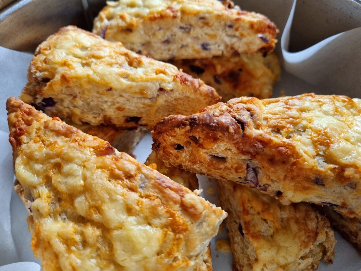 I'm reliably informed that you fine folks might enjoy my post from r/Baking. Because in onions we trust. 🙂