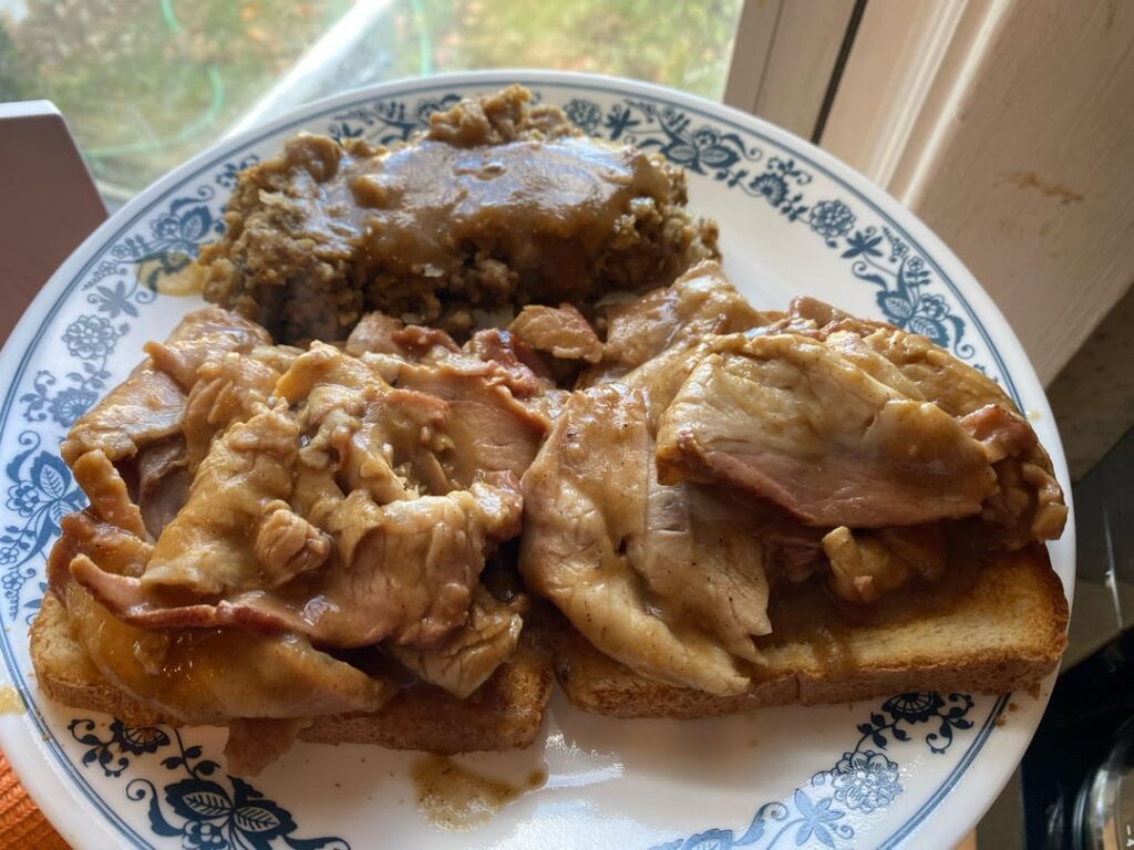 Open-faced roasted pork with onion gravy… I love onion gravy 🤤