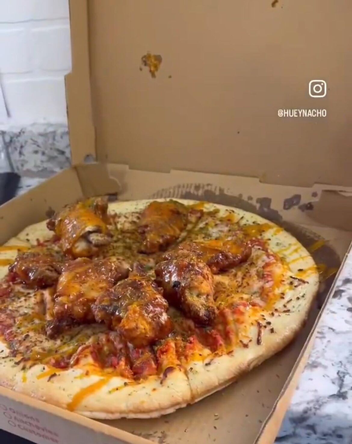 Bone in chicken on a pizza …crime or no ?