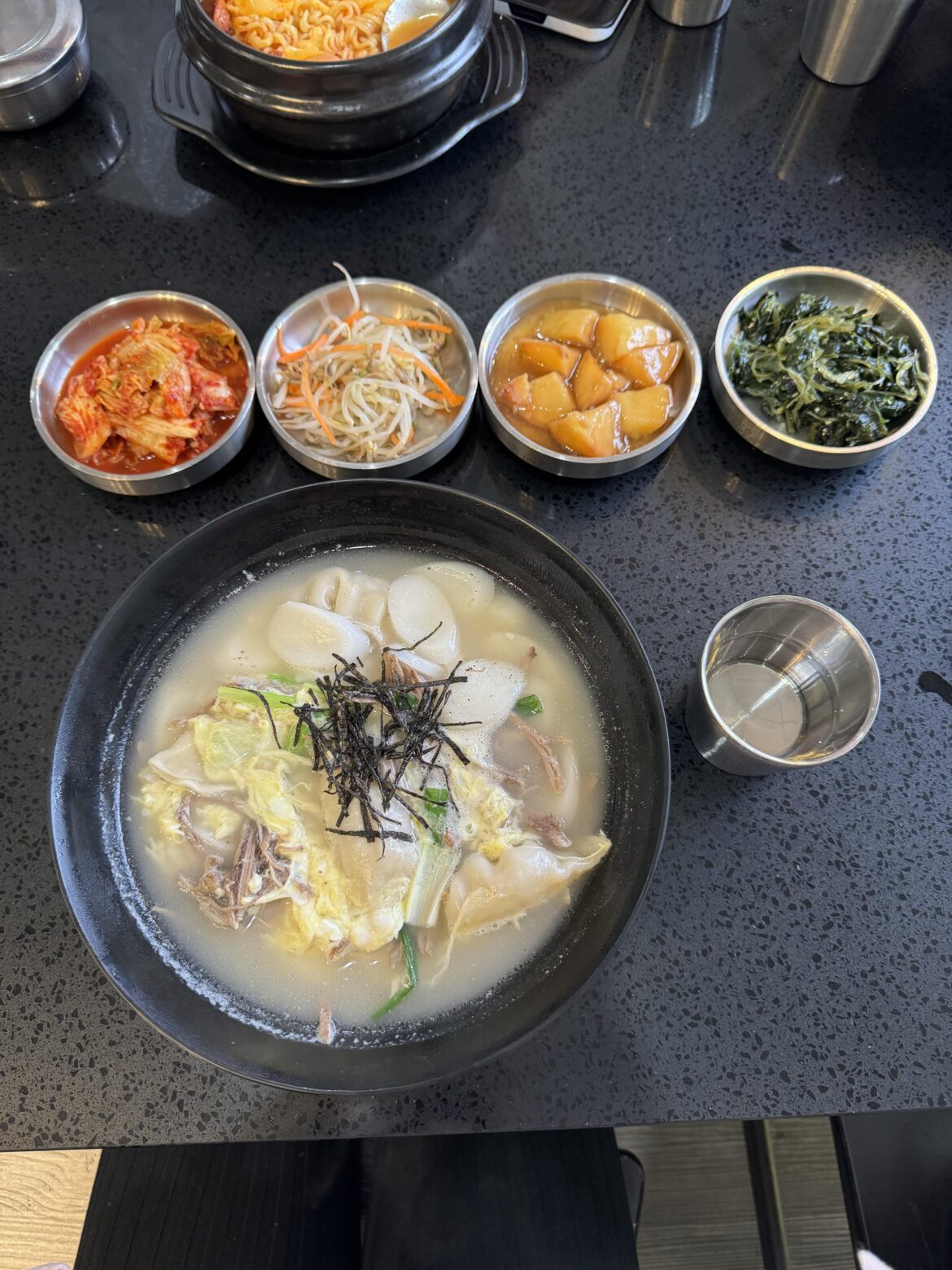 Tteok mandu guk at Onnuri in Toronto