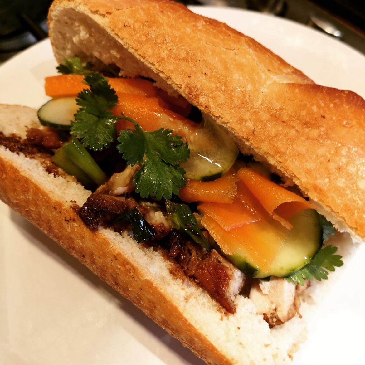 Sichuan chicken banh mi