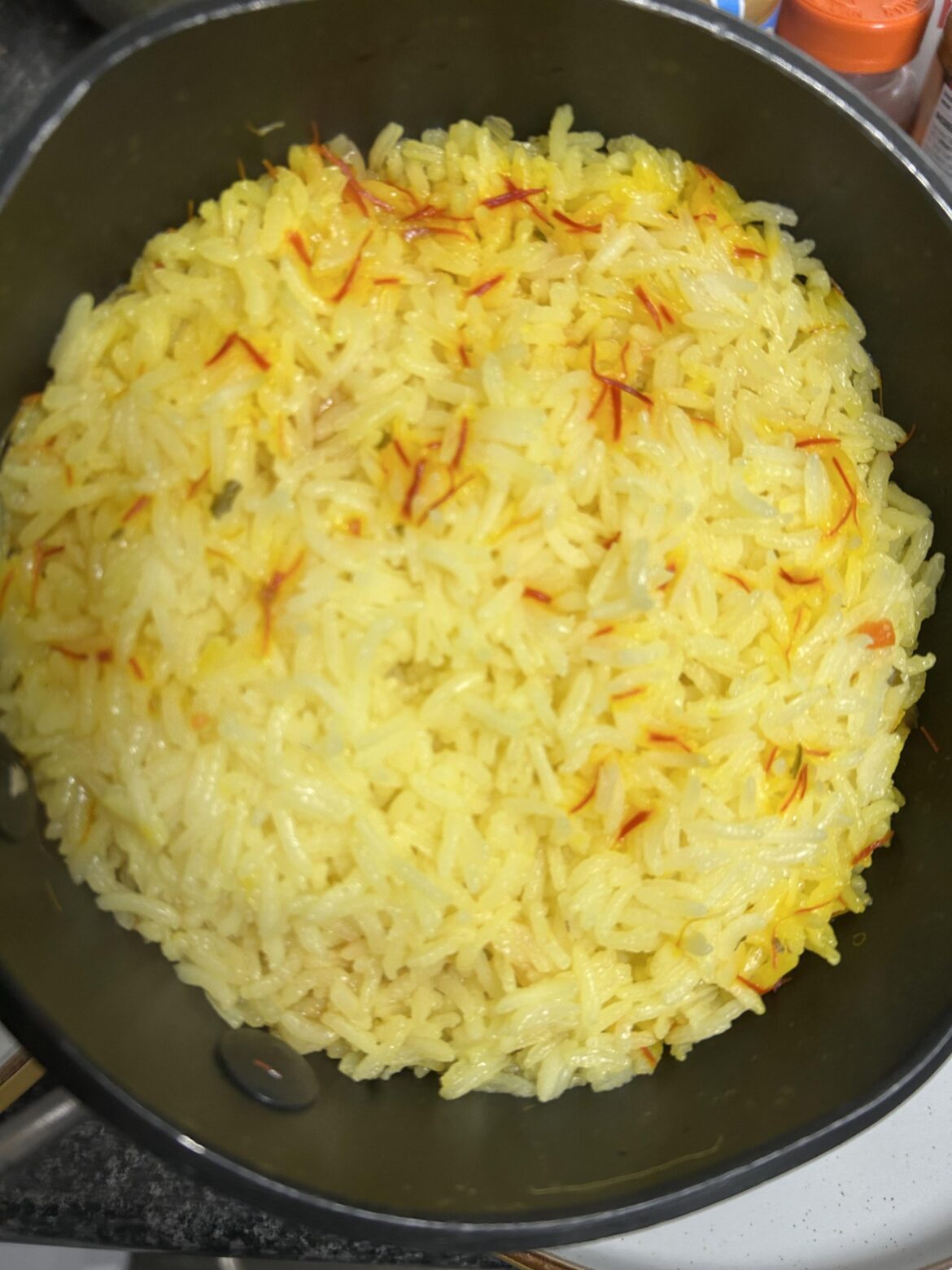 Have been after an alternative than chips for a quick side. I’m more than happy with this, jasmine rice cooked in chicken stock with saffron.