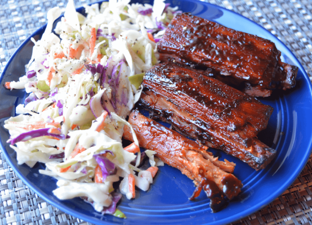 487 cal, 37g protein. Vegan ribs & slaw
